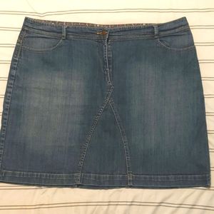 Boden women's denim skirt size 18